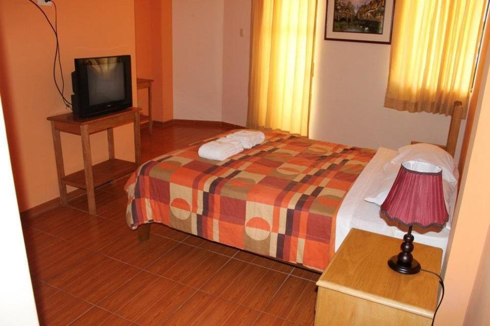 Hotel Sol De Huanchaco Buitenkant foto